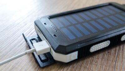 Cargador solar para el móvil